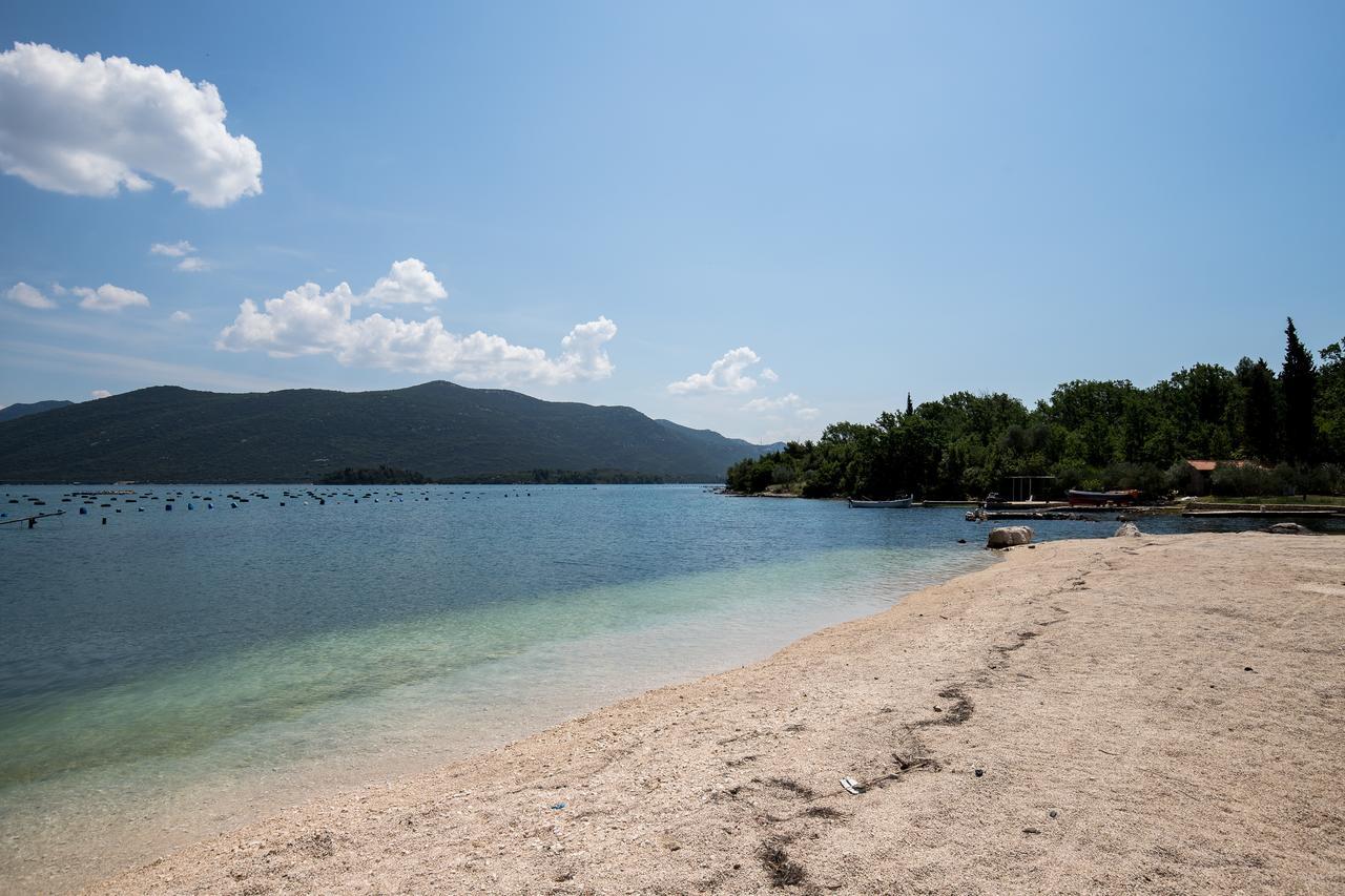 Holiday Home Monika Ston Ngoại thất bức ảnh